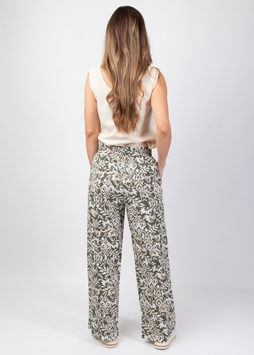 Melody-Corynthe-3